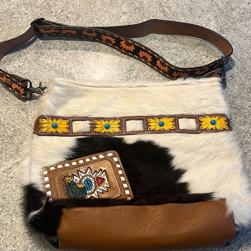 Authentic Myra Bag!! Only used once brand new great condition! Make me an offer!